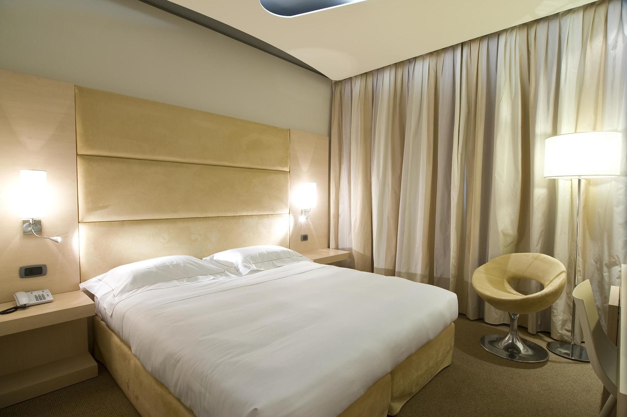 Best Western Plus Hotel Expo Вилафранка ди Верона Екстериор снимка