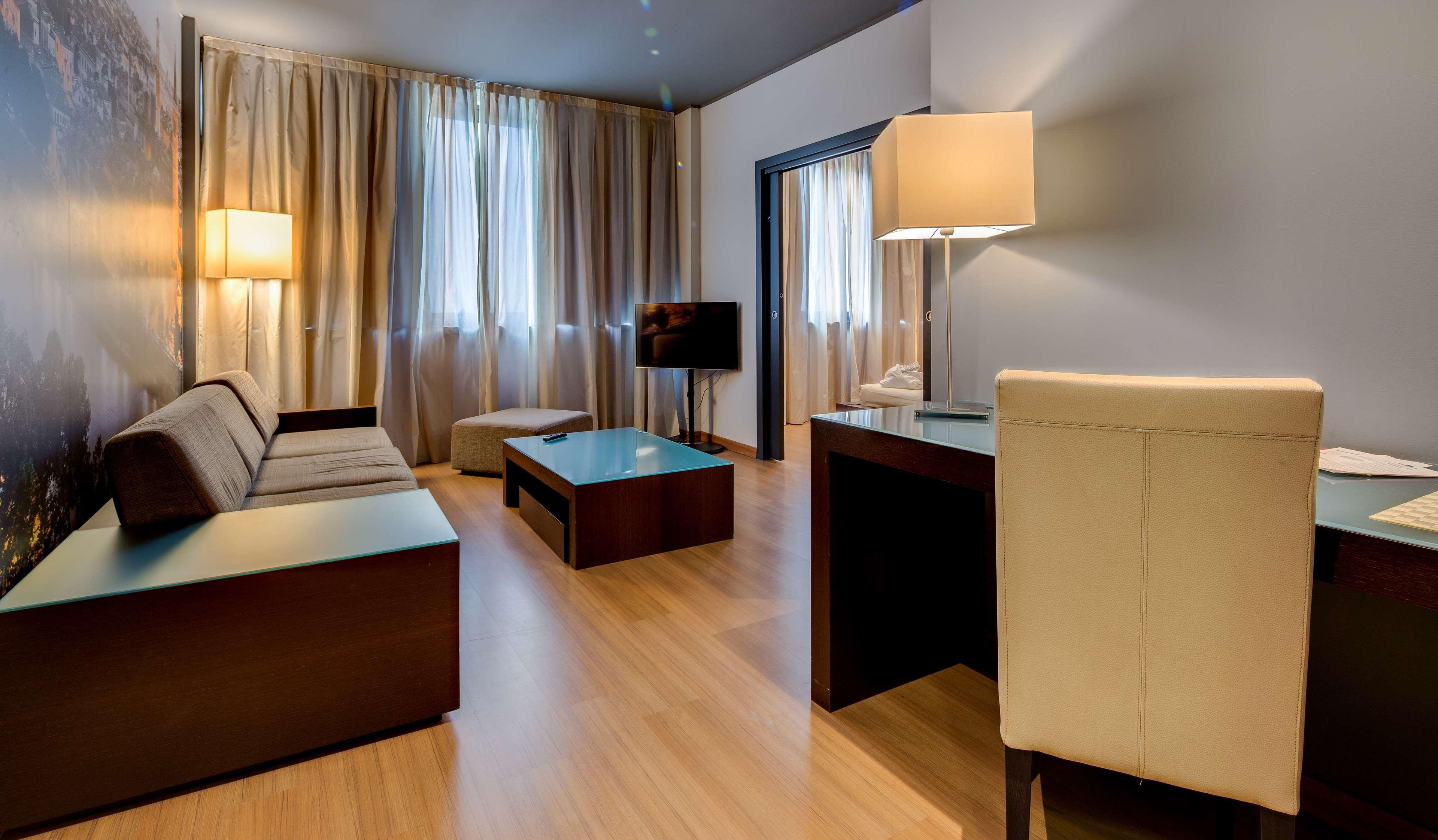 Best Western Plus Hotel Expo Вилафранка ди Верона Екстериор снимка